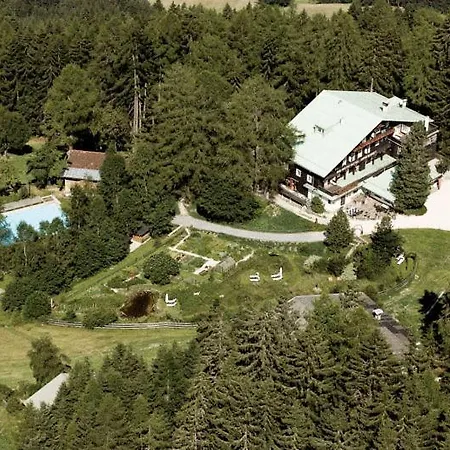 Biohotel Grafenast Szálloda 3*